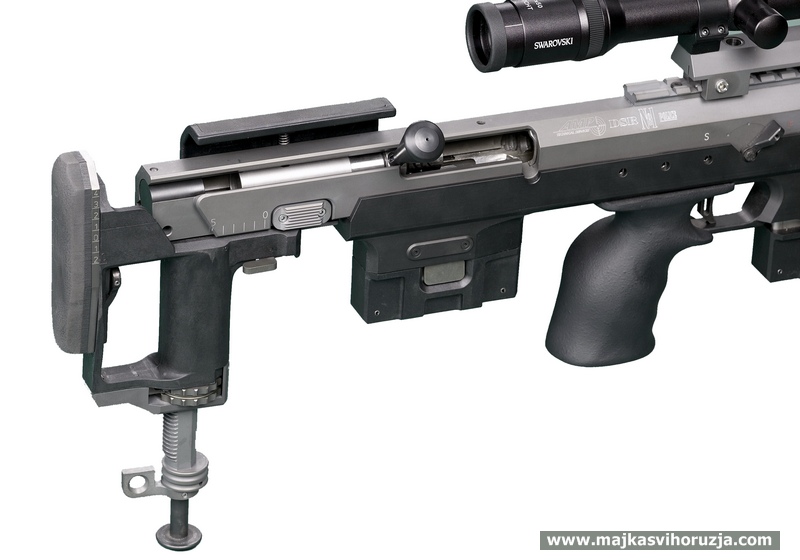DSR-1 izbliza detalji sanduka i kundaka