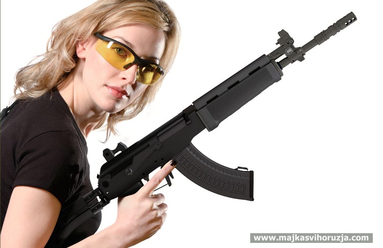 Girl with Sako RK 95 TP